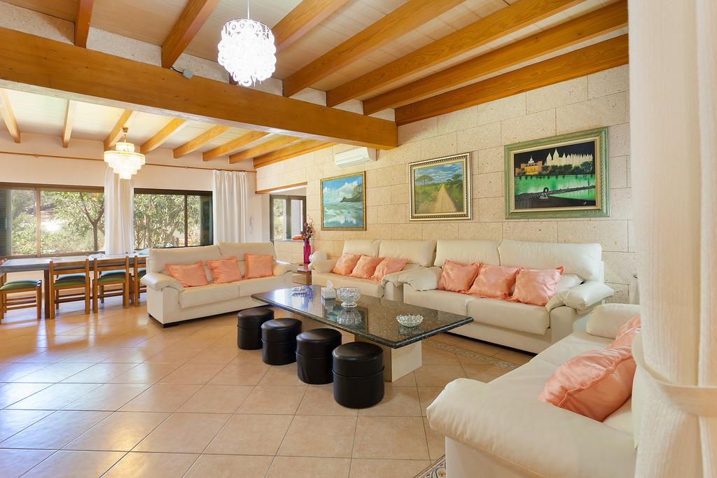 El Bosque Villa